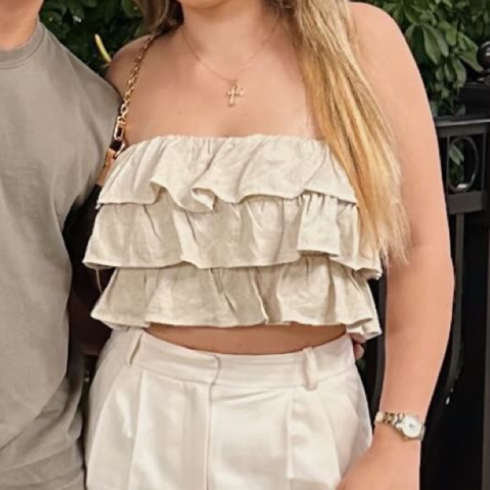 Altar’d State Ruffled Beige Strapless Top